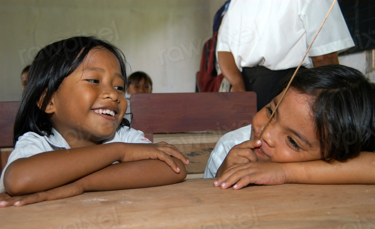 Enthusiastic children in class. Photo